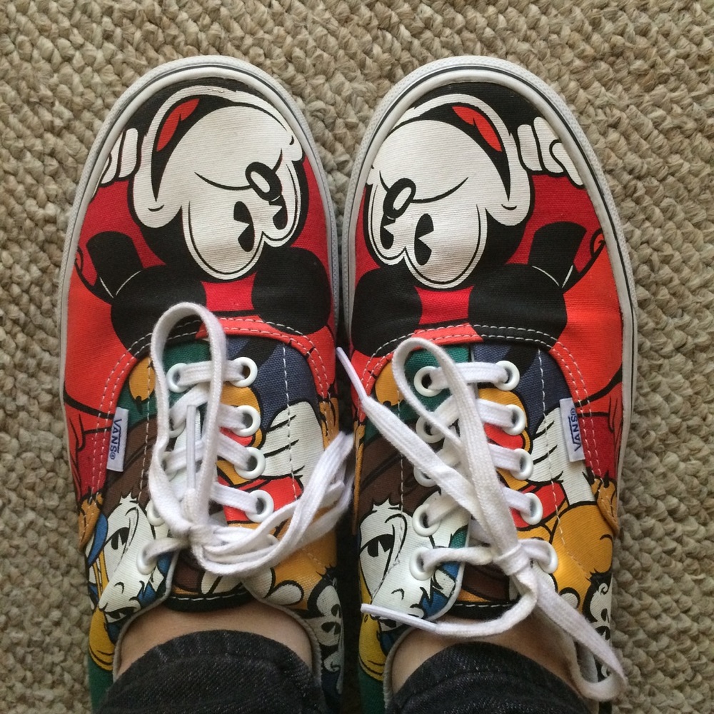 Disney Mickey Mouse VANS Sneakers Size 9.5